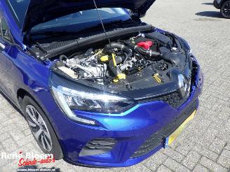 Renault Clio 1.0 TCe 90 Equilibre picture 17