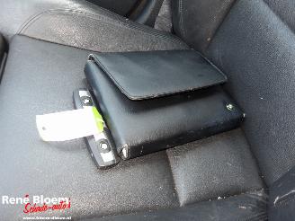BMW 3-serie 325i Dynamic Executive 218pk picture 13