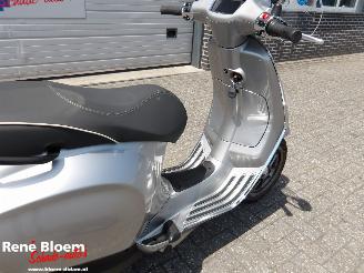 Piaggio  Primavera Elettrica 45 picture 17