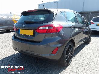 Unfallwagen Ford Fiesta 1.1 Trend 2017/10