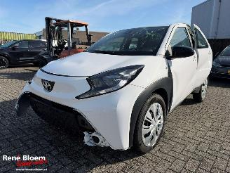 Unfallwagen Toyota Aygo X 1.0 VVT-i Play 2024/4