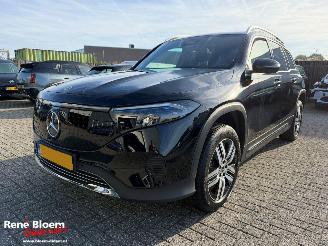 Unfallwagen Mercedes EQB 250+ Luxury Line 71kWh 7-persoons 2024/10
