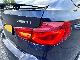 BMW 3-serie GT 320i 184pk High Exe - nap - panoramadak - camera - alarm - harman/kardon - elektr klep - leer - org nl picture 101