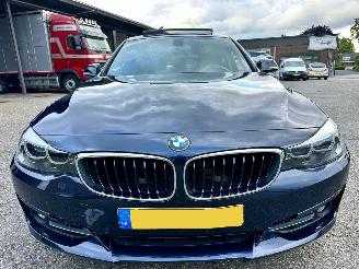 BMW 3-serie GT 320i 184pk High Exe - nap - panoramadak - camera - alarm - harman/kardon - elektr klep - leer - org nl picture 3