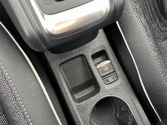 Renault Captur 1.3 M Hybrid 162pk 7-traps automaat + f1 techno - nap - navi - cam - sfeerverl - front + line + file assist - acc picture 45