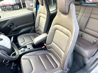 BMW i3 Dark shadow edition 120Ah 42kWh 170pk aut - pano - 8dkm nap - harman/kardon - leer - camera - carbon - blauwe gordels picture 21