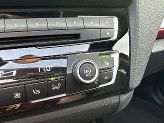 BMW 1-serie 118i 136pk 6-bak Cent Sportline 5drs - schuifdak - nap - leer - navi - stoelverw - licht + regensensor picture 19