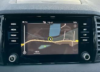 Skoda Karoq 1.5 TSI ACT 150pk 7-Traps aut + F1 Sportline Bus - navi - camera - keyless - virtual - stuurverw - sfeerverl - kuipstoelen picture 13