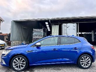 Renault Mégane 1.3 TCe Turbo 140pk 7-traps aut GT-Line - head up - bose - kuipstoelen - nav - cam - keyless - sfeerverl picture 1
