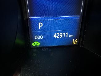 Toyota C-HR 1.8 Full Hybrid 148pk aut Energy - 42dkm nap - navi - camera - keyless entry + start - front + line assist picture 16