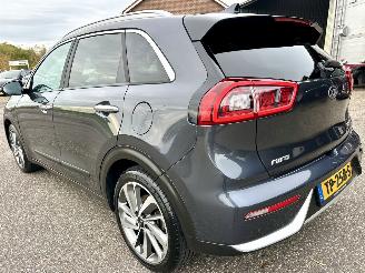 Kia Niro 1.6 GDi Hybrid Design Edition picture 7
