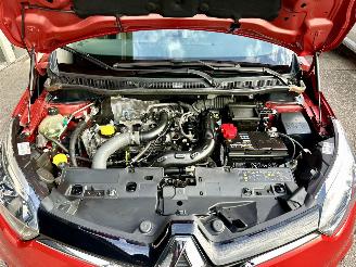 Renault Captur 1.2 TCe Turbo Xmod 120pk 6-traps aut - 84dkm nap - navi - cam - leer - stoelverw - keyless - pdc v+a picture 11