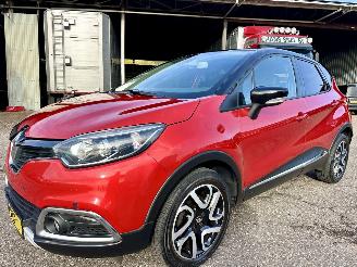 Renault Captur Gereserveerd 1.2 TCe Turbo Xmod 120pk 6-traps aut - 84dkm nap - navi - cam - leer - stoelverw - keyless - pdc v+a picture 2