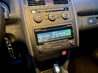 Volkswagen Touran VAN 1.6 TDI 105pk 7-Traps dsg aut Comf - nap - clima - cruise - trekh - lmv - privacy glass - luxe uitvoering picture 33