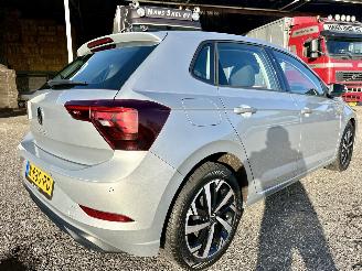 Volkswagen Polo 1.0 TSI 95pk Life 5drs - 76dkm nap - front + line assist - acc - pdc v+a - airco - cruise contr - lmv picture 5