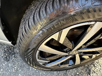 Volkswagen Polo 1.0 TSI 95pk Life 5drs - 76dkm nap - front + line assist - acc - pdc v+a - airco - cruise contr - lmv picture 85