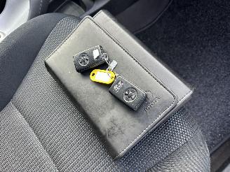 Toyota Auris 1.8 Full Hybrid 123pk aut Executive - nap - navi - camera - keyless entry + start - lmv + 4x goede banden picture 36