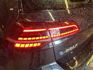 Volkswagen e-Golf 7.5 aut Highl - nap - virtual - keyless - leer - stoelverw - sfeerverl - cam - front + line + side assist picture 93