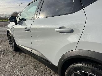 Renault Captur 1.6 E-Tech full hybrid 145 esprit Alpine - nap - pano - harman - 360cam - stuurverw - front + line + side assist picture 107