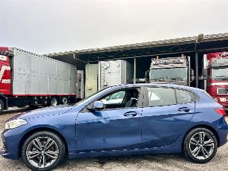 krockskadad bil auto BMW 1-serie 118i 136pk 7-Traps aut High Exe - nap - virtual - 2021/4