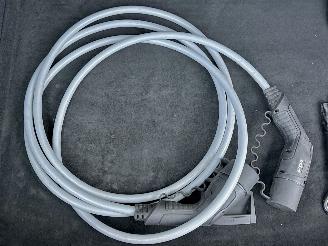 Kia e-Niro 64kWh 204pk aut DynamicPlusLine - nap - schuifdak - carplay - keyless - stuurverw - front + line assist picture 63