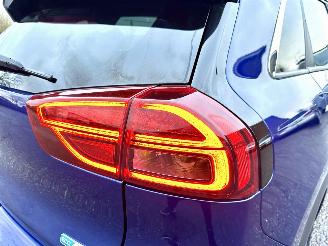 Kia e-Niro 64kWh 204pk aut DynamicPlusLine - nap - schuifdak - carplay - keyless - stuurverw - front + line assist picture 95