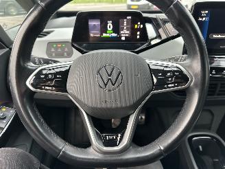 Volkswagen ID.3 58kWh 204pk aut First Plus - nap - navi - cam - keyless - 19 inch - stuurverw - front + line assist - sfeerverl picture 18