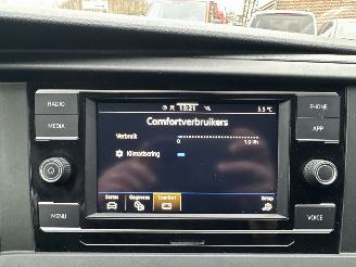 Volkswagen Transporter 2.0 TDI L1/H1 Comfortl - 37dkm nap - airco - cruise - pdc - trekh - klapdeuren - imperiaal - facelift model picture 39