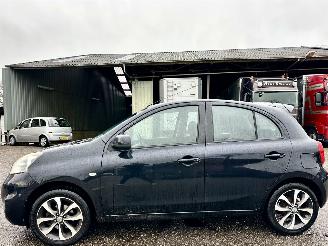 skadebil auto Nissan Micra 1.2i 80pk Connect Edition 5drs - navi - clima - cruise - pdc v+a - licht + regensensor - gebruikerssporen 2014/3