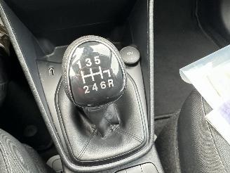 Ford Fiesta 1.0 EcoBoost Connected 5drs - 69dkm nap - navi - line + park assist - pdc v+a - airco - cruise - rijdbaar picture 13