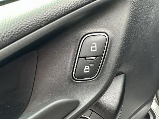 Ford Fiesta 1.0 EcoBoost Connected 5drs - 69dkm nap - navi - line + park assist - pdc v+a - airco - cruise - rijdbaar picture 35