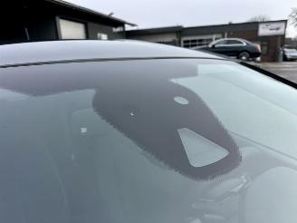 Ford Fiesta 1.0 EcoBoost Connected 5drs - 69dkm nap - navi - line + park assist - pdc v+a - airco - cruise - rijdbaar picture 7