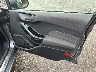 Ford Fiesta 1.0 EcoBoost Connected 5drs - 69dkm nap - navi - line + park assist - pdc v+a - airco - cruise - rijdbaar picture 43