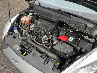 Ford Fiesta 1.0 EcoBoost Connected 5drs - 69dkm nap - navi - line + park assist - pdc v+a - airco - cruise - rijdbaar picture 11