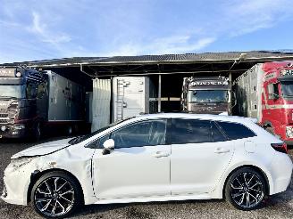 Unfallwagen Toyota Corolla Touring sports 1.8 Hybrid Executive 2024/2