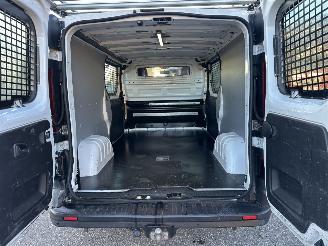 Renault Trafic 2.0 dCi 120pk 6-bak L2/H1 Comf euro.6 - 1e eig - nap - 2x schuifdeur - navi - airco - cruise - pdc - trekh picture 11