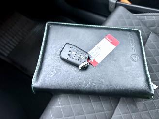 Skoda Superb 2.0 TDI 150pk 6-bak euro.6 Style Bus - nap - navi - camera - front + side + park assist - keyless entry + start picture 45