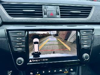 Skoda Superb 2.0 TDI 150pk 6-bak euro.6 Style Bus - nap - navi - camera - front + side + park assist - keyless entry + start picture 15