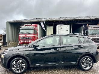 damaged passenger cars Hyundai Bayon 1.0 T-GDI Comfort Smart Hybrid 2021/8