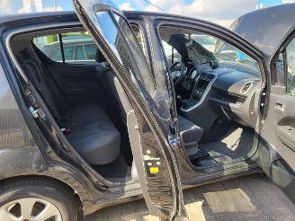 Opel Agila 2 AGILLA,S 1 KOOP 1.0 benz 48 kw af fabriek LPG ,AIRCO, NAP picture 26