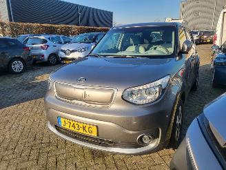 Kia E-Soul electrische kia soul , geen schade ,, zwak accupakket 100% laden is 50 km picture 15