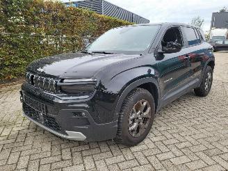 damaged passenger cars Jeep Avenger Jeep AVENGER Summit 54 kWh raqnge 400 KM NWprijs €44000 2024/7