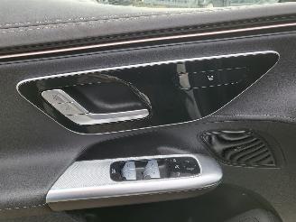 Schadeauto Mercedes EQE MB EQE 300 Business Line 89 kWh 620KM range 180kw 2023/2