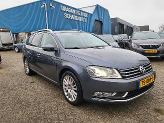 krockskadad bil auto Volkswagen Passat AUTOMAAT 1.4 TSI Comfortline BlueMotion 2011/5