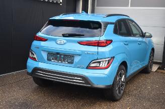 Hyundai Kona 39Kwh Comfort 136Pk SOH 100% *Navi/Clima/Camera/Stoelverwarming picture 4