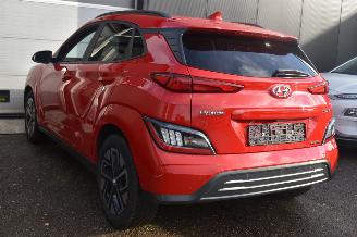 Hyundai Kona 64Kwh Comfort 204Pk SOH 100% 3FASE *Navi/Clima/Camera/Stoelverwarming picture 3