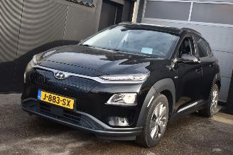 Avarii autoturisme Hyundai Kona 64Kwh EV Fashion 204Pk SOH 100% 3Fase *Navi/Clima/Camera/Schuifdak 2020/10