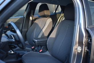 Peugeot 2008 1.2 Puretech Blue Lease Active 131Pk *Navi/Clima/Camera picture 5