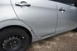 Peugeot 108 1.0 e-VTI Allure 72Pk *Clima/Camera picture 15