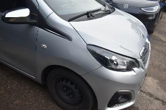 Peugeot 108 1.0 e-VTI Allure 72Pk *Clima/Camera picture 25